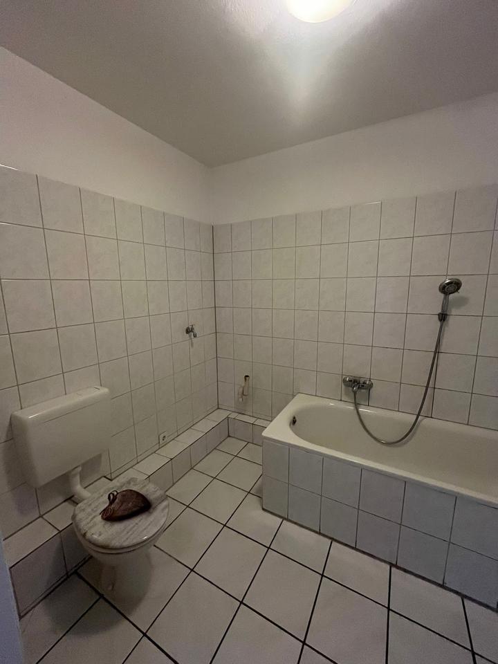 **RESERVIERTANFRAGENSTOP** Schöne 3-Zimmer Wohnung mit Balkon- Ideal für Paare! zimmer