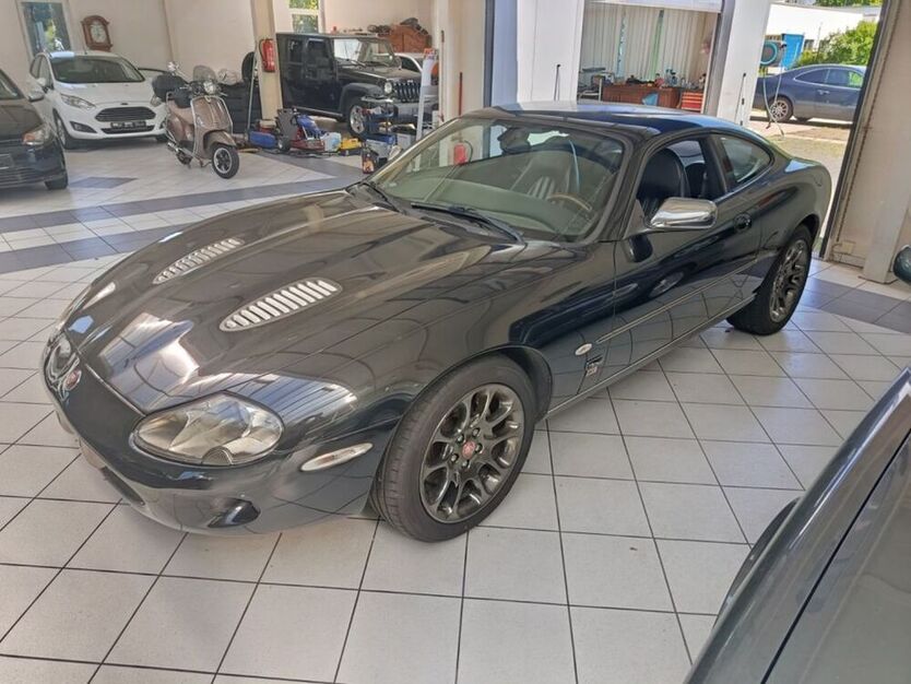 XKR
