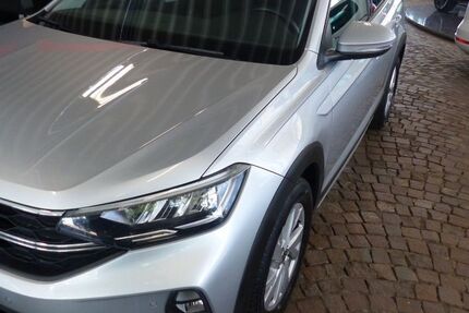 VW Taigo 126.976 km 13.200 &euro; Gelsenkirchen 45888