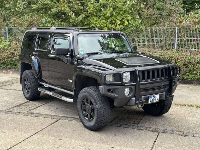 Hummer H3 132.640 km 18.000 € Herne 44627
