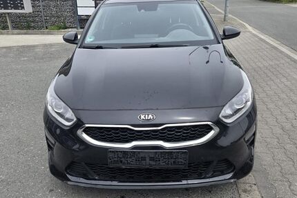 Kia ceed / Ceed 138.000 km 7.990 &euro; Gelsenkirchen 45884