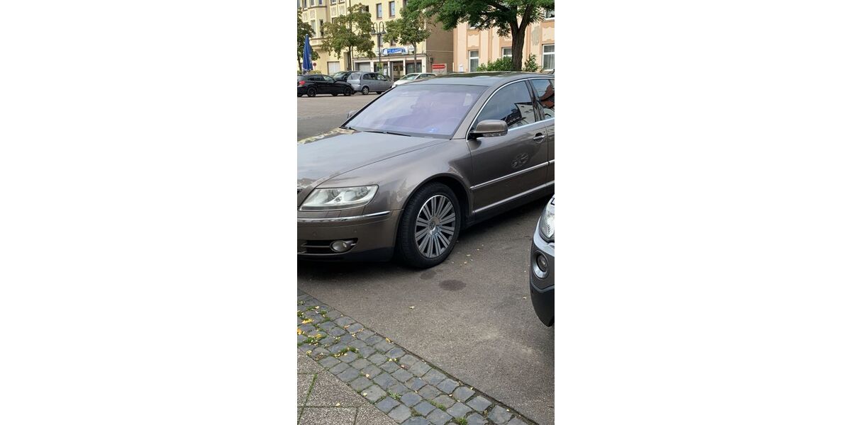 VW Phaeton 276.345 km 4.899 &euro; Herne 44649