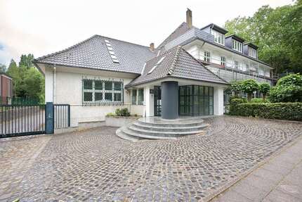Büro in Bochum 900 € 117 m²