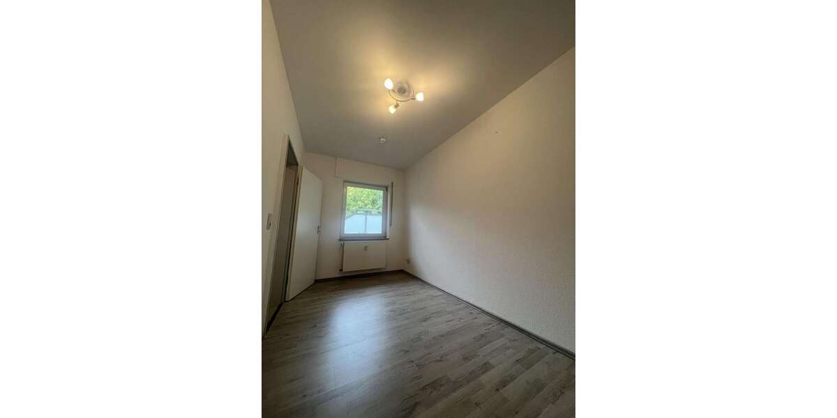 Etagenwohnung Wetter - 2 Zimmer, 53 m&sup2;, 293&euro; | Angebot:27151152
