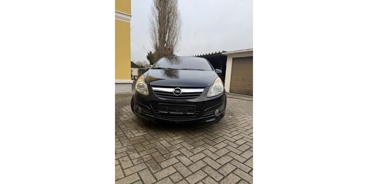 Opel Corsa D 144.000 km 3.799 &euro; Dortmund 44135