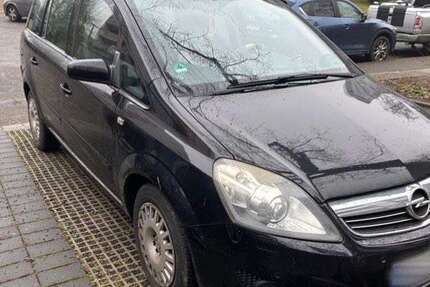 Opel Zafira 179.000 km 2.900 &euro; Recklinghausen 45665