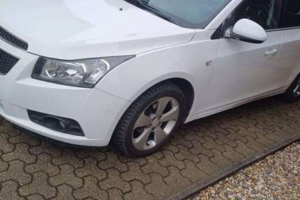 Chevrolet Cruze 153.205 km 4.500 &euro; Datteln 45711