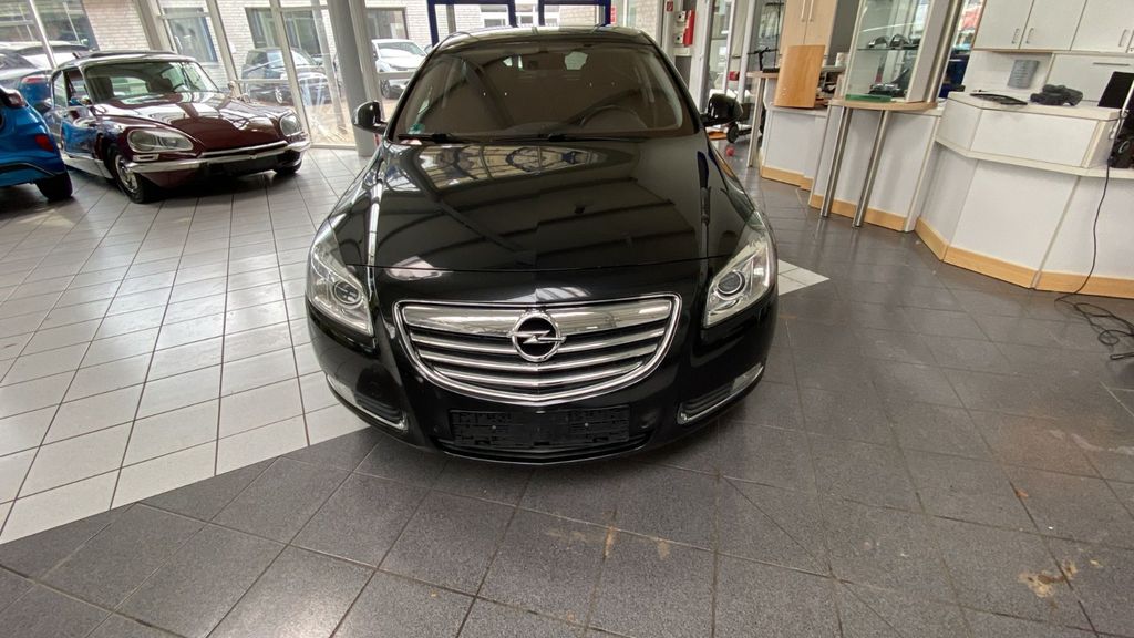 Opel Insignia 212.122 km 5.300 &euro; Gelsenkirchen 45892