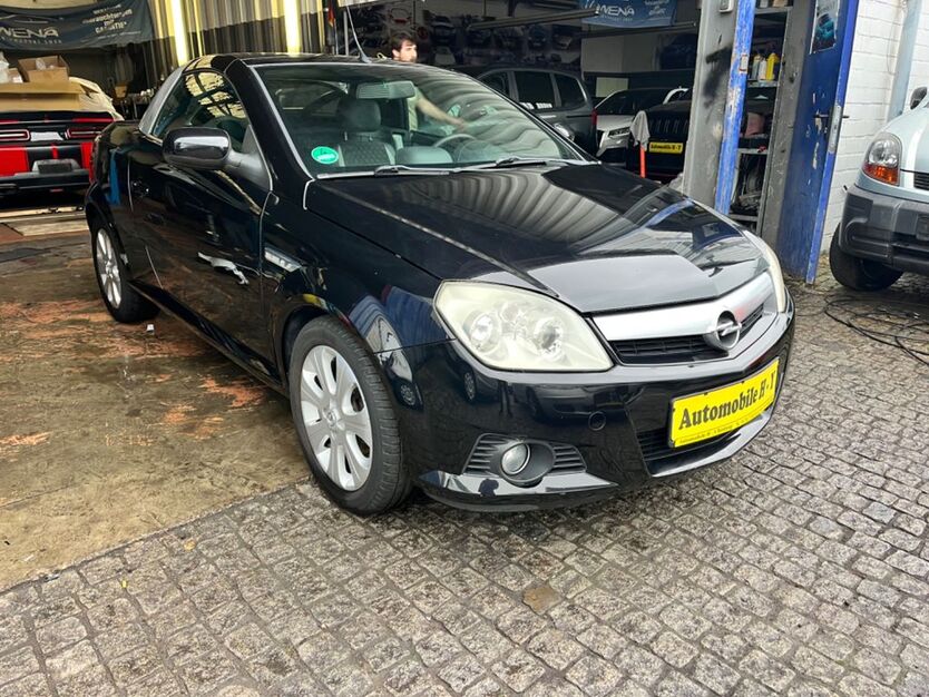 Opel Tigra 97.000 km 3.900 € Bottrop 46238