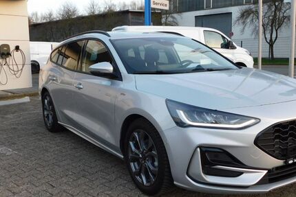 Ford Focus 7.800 km 23.980 &euro; Selm 59379