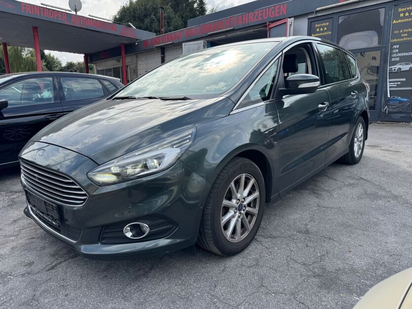 Ford S-Max 208.000 km 7.500 € essen 45359