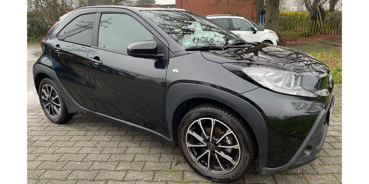 Toyota Aygo (X) 21.000 km 12.200 &euro; Dortmund 44135
