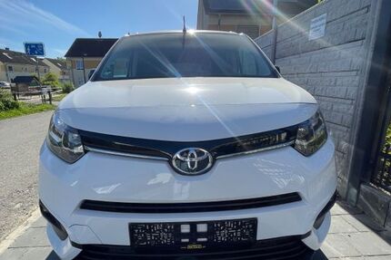 Toyota Proace City 92.168 km 22.000 &euro; Dortmund 44329
