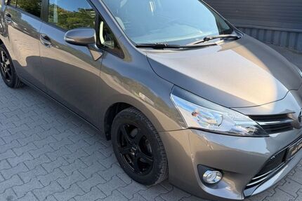 Toyota Verso 149.900 km 8.990 &euro; Dortmund 44319