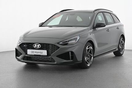 Hyundai i30 1.999 km 29.880 € Essen 45143