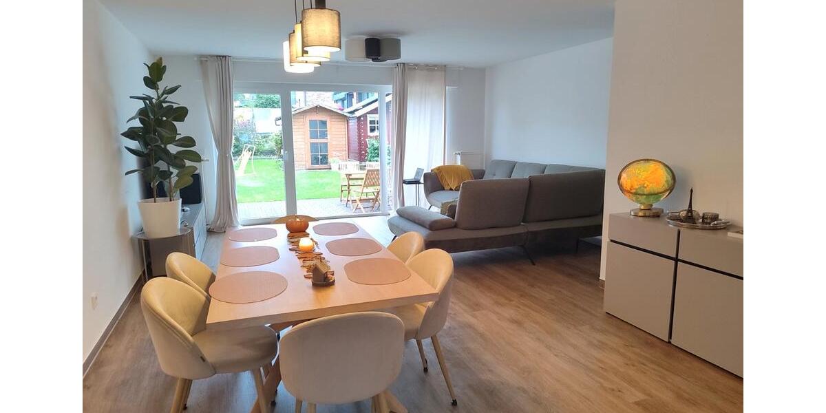 Reihenhaus Essen Stadtbezirk V - 6 Zimmer, 102 m&sup2;, 1.800&euro; | Angebot:26020617