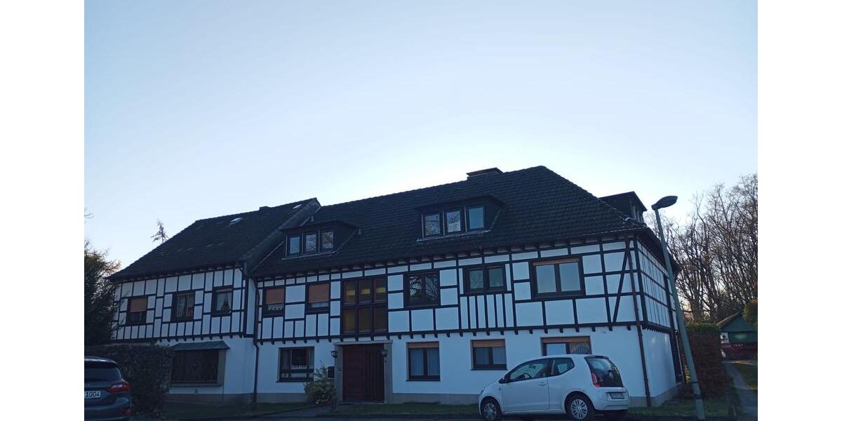 Direkt im Grünen: helle 2-Zimmer Dachgeschosswohnung 2 zimmer