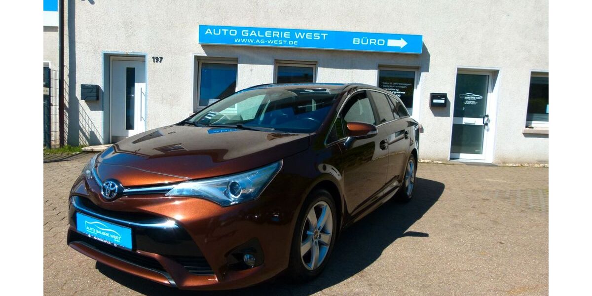 Toyota Avensis 187.464 km 7.990 &euro; Bochum 44809