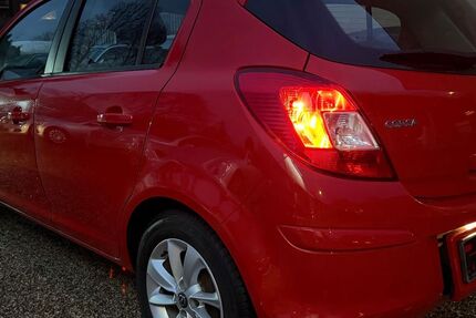 Opel Corsa 191.000 km 2.990 &euro; Oberhausen (Sterkrade) 46149