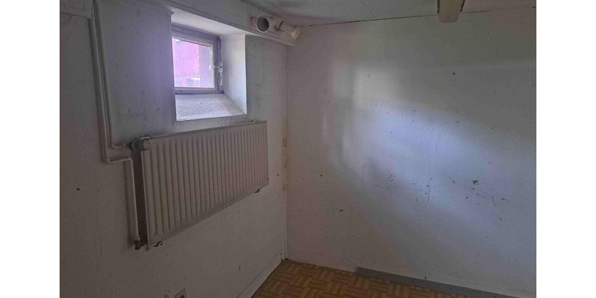 Erdgeschoßwohnung Essen Stadtbezirk VII - 3.5 Zimmer, 120.000&euro; | Angebot:21987300
