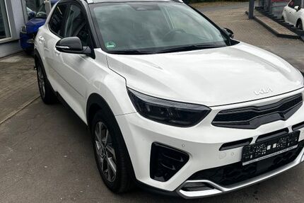 Kia Stonic 42.000 km 20.390 &euro; Gelsenkirchen 45899