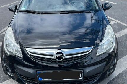 Opel Corsa 129.000 km 3.800 &euro; Essen 45128