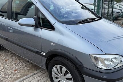 Opel Zafira 157.000 km 3.700 &euro; Essen 45355