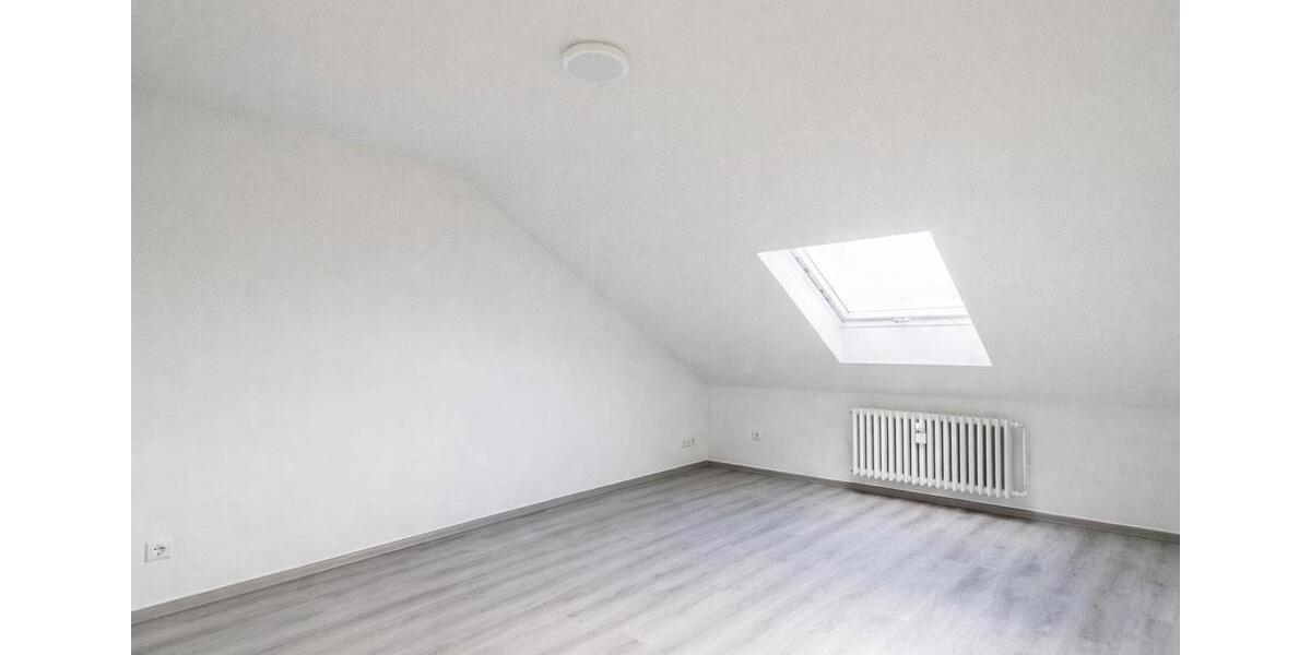 Dachgeschoßwohnung Gelsenkirchen Resse - 2.5 Zimmer, 64 m&sup2;, 608&euro; | Angebot:26218762