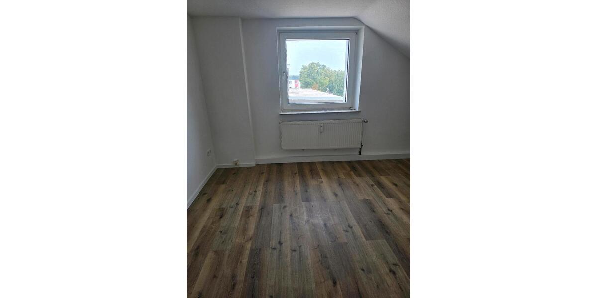 Dachgeschoßwohnung Marl Alt-Marl - 3.5 Zimmer, 66 m&sup2;, 520&euro; | Angebot:24772539