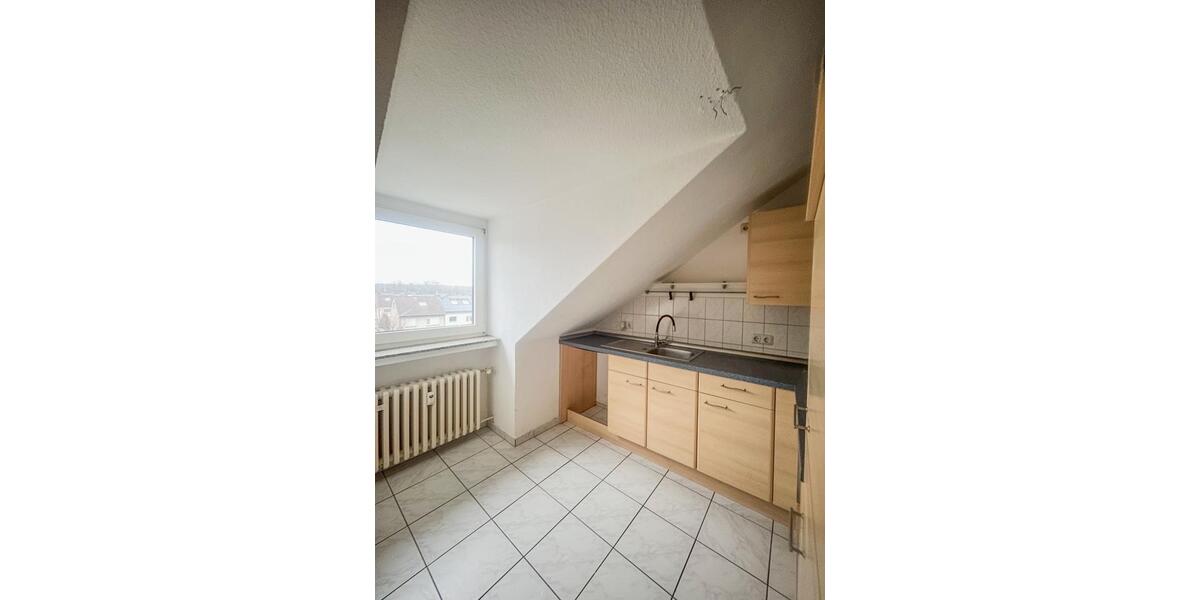 Dachgeschoßwohnung Oberhausen Osterfeld - 4 Zimmer, 63 m&sup2;, 567&euro; | Angebot:26231139