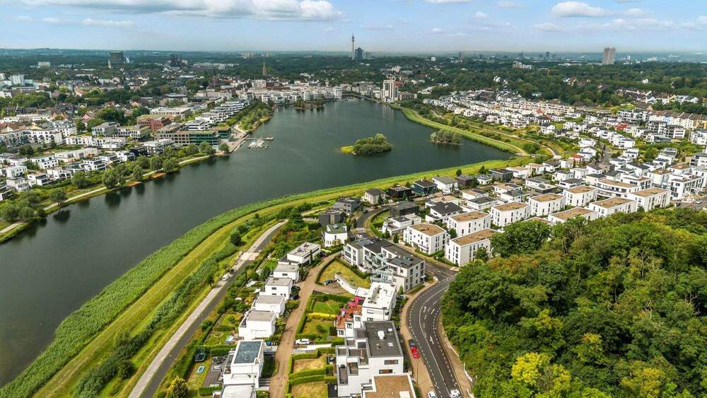 Ruheoase am PHOENIX-See: Hochwertige Erdgeschosswohnung mit Terrasse und Garten 2 zimmer