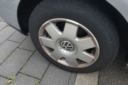 VW Polo 128.500 km 1.850 € Dortmund 44379