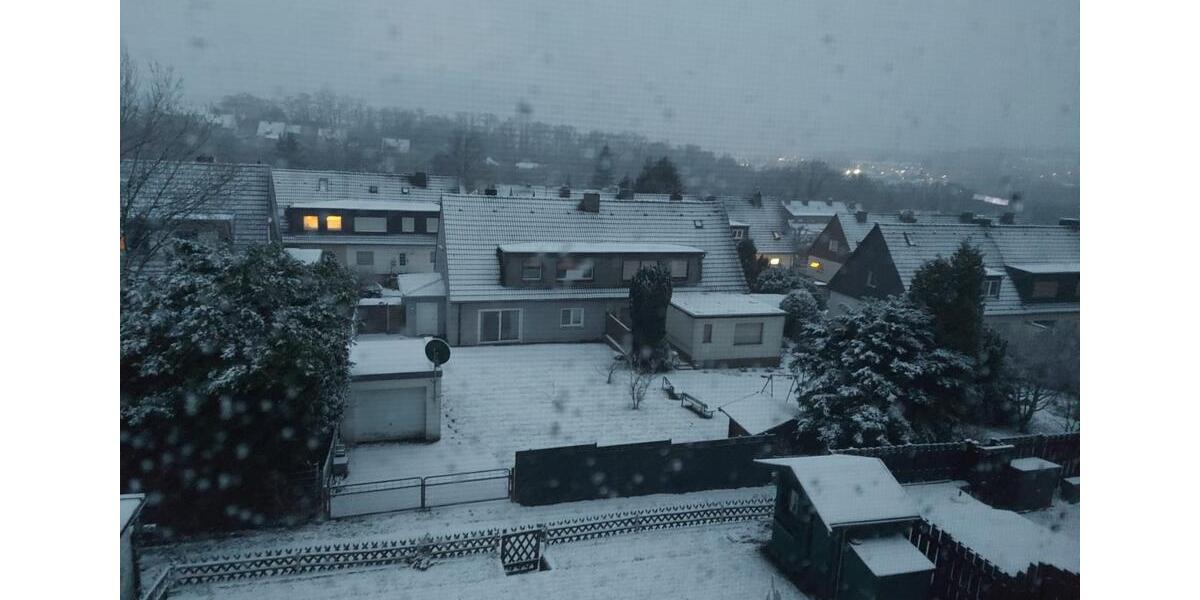 Dachgeschoßwohnung Hattingen Blankenstein - 4 Zimmer, 82 m&sup2;, 620&euro; | Angebot:24391226