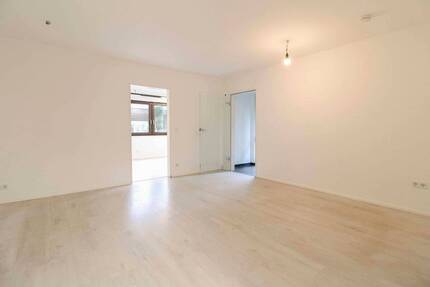 Sofort wohlfühlen im Erdgeschoss: 4-Zimmer Gewerbeeinheit in Essen-Kupferdreh 4 zimmer