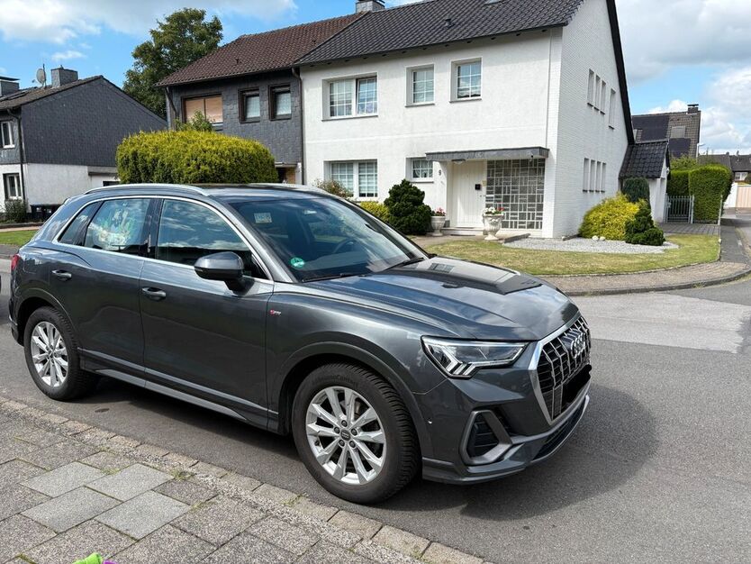 Audi Q3 89.000 km 27.900 € Mülheim an der Ruhr 45476