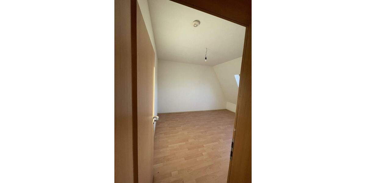 Etagenwohnung Gelsenkirchen Bismarck - 3 Zimmer, 81 m&sup2;, 113.500&euro; | Angebot:24780449