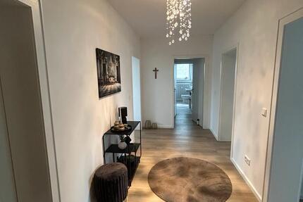 Exklusive Penthouse-Wohnung mit umlaufender Dachterrasse