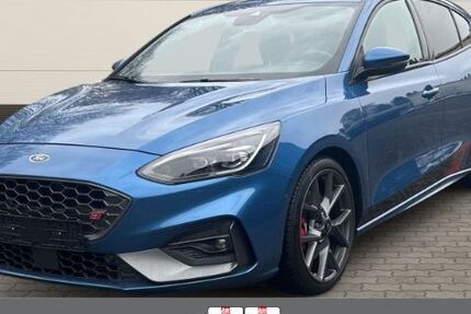 Ford Focus 50.791 km 24.900 &euro; Bottrop 46240