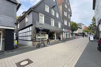 Großes Büro- und Praxisfläche in Hattingens Altstadt mit IT-Raum, LAN, Seminarraum und Gartennutzung - Gewerbeobjekt Hattingen Baak | Angebot:24705235