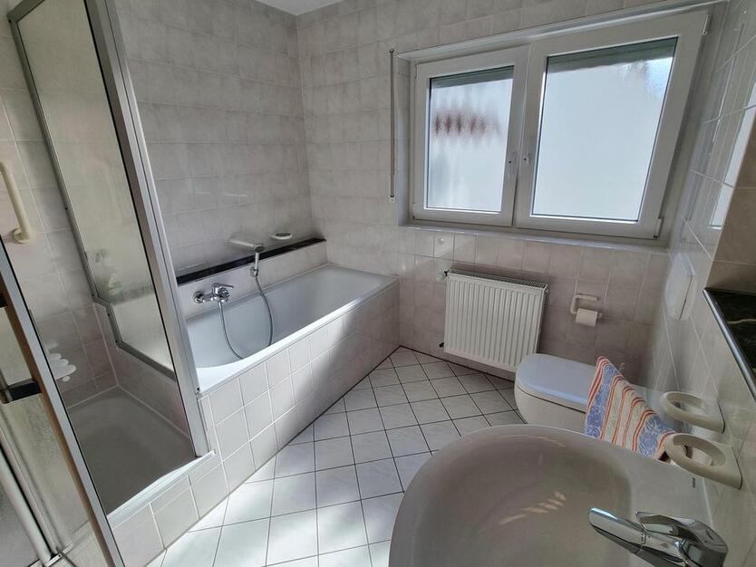 3,5-Zimmer-Wohnung mit großem Balkon in ruhiger Lage von Höntrop zimmer