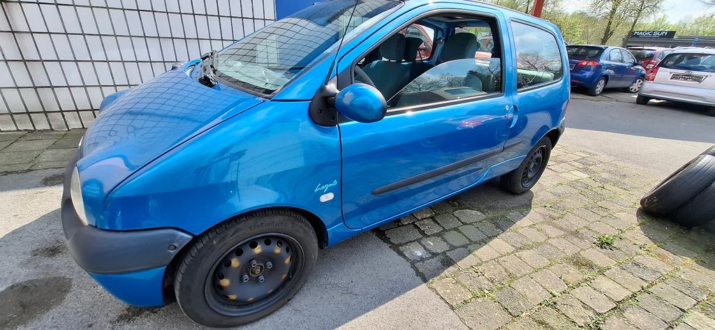 Renault Twingo 95.520 km 2.490 &euro; Dortmund 44339