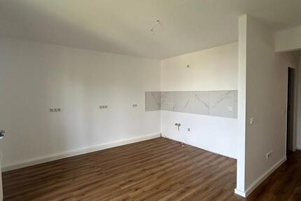 Charmante 1,5-Zimmer-Wohnung mit Balkon frisch renoviert zimmer