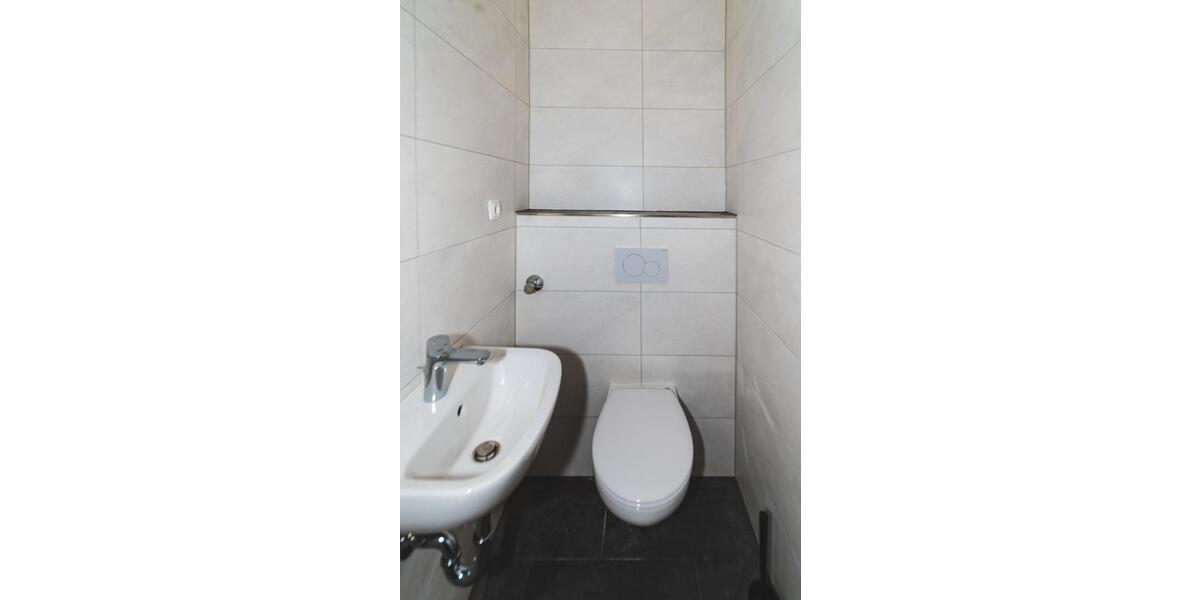 Erstbezug nach Sanierung, ideal auch für Ältere zum Wohlfühlen 3 zimmer