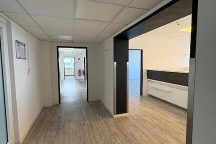 Büro-Praxisräume über den Dächern von Hüls zimmer