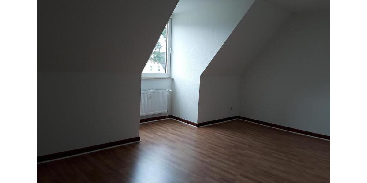 Dachgeschoßwohnung Marl - 3.5 Zimmer, 71 m&sup2;, 425&euro; | Angebot:24594438