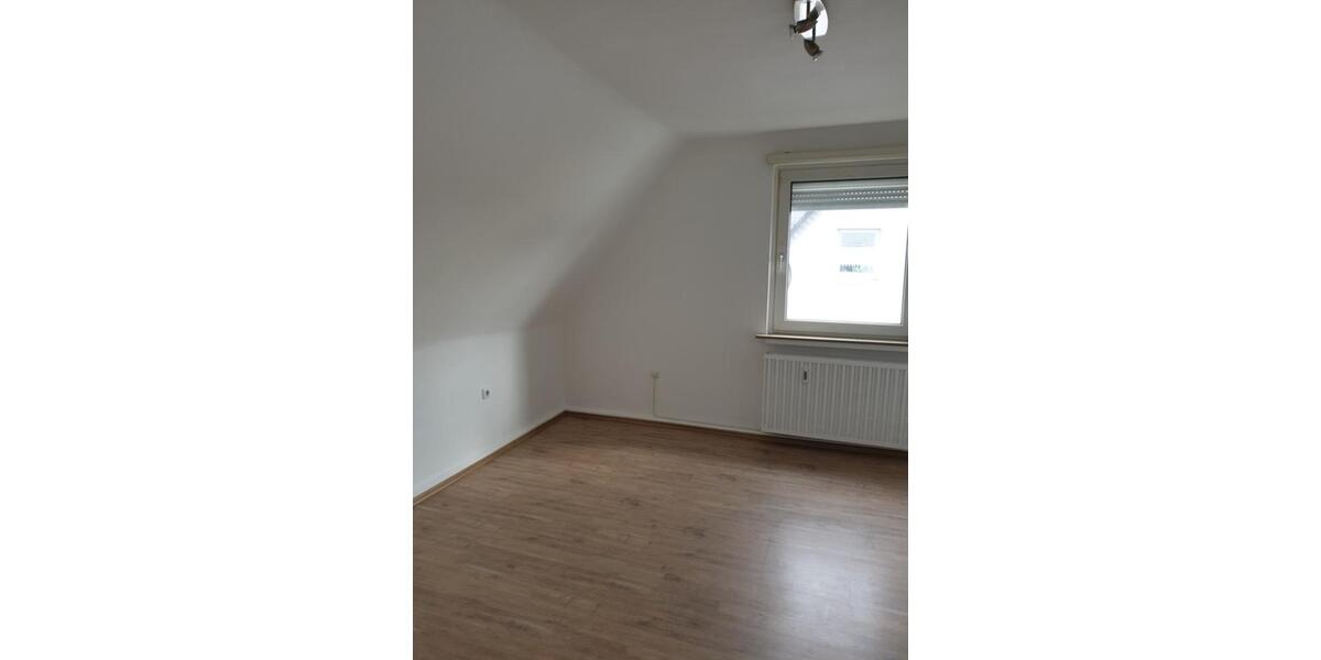 Dachgeschoßwohnung Recklinghausen Grullbad - 3 Zimmer, 55 m&sup2;, 430&euro; | Angebot:24572498