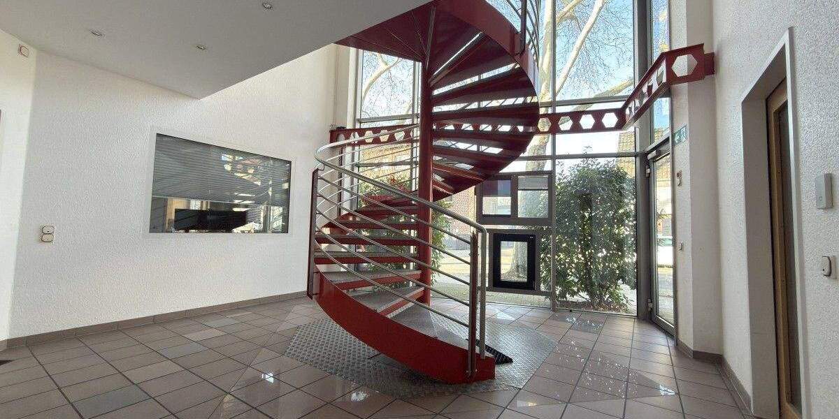 Gewerbeobjekt Oberhausen Osterfeld-West - 3 Zimmer, 895&euro; | Angebot:25709930