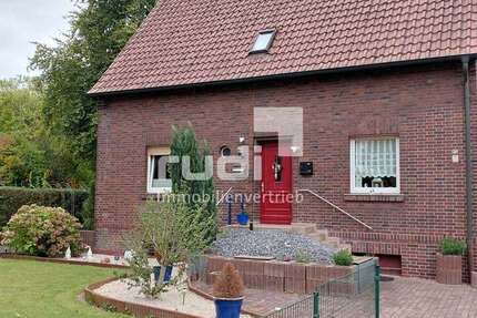 Haus Lüdinghausen - 6 Zimmer, 140 m&sup2;, 255.000&euro; | Angebot:24852904