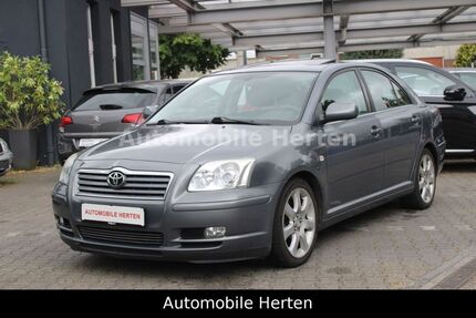 Toyota Avensis 179.000 km 4.690 &euro; Herten 45699