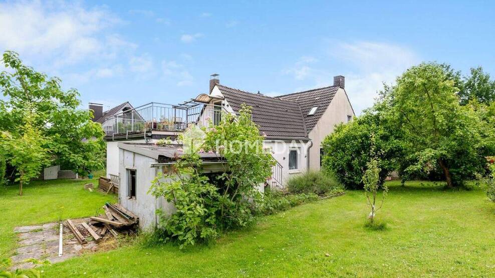 Charmantes Einfamilienhaus mit großzügigem Grundstück und vielfältigen Nutzungsmöglichkeiten 8 zimmer